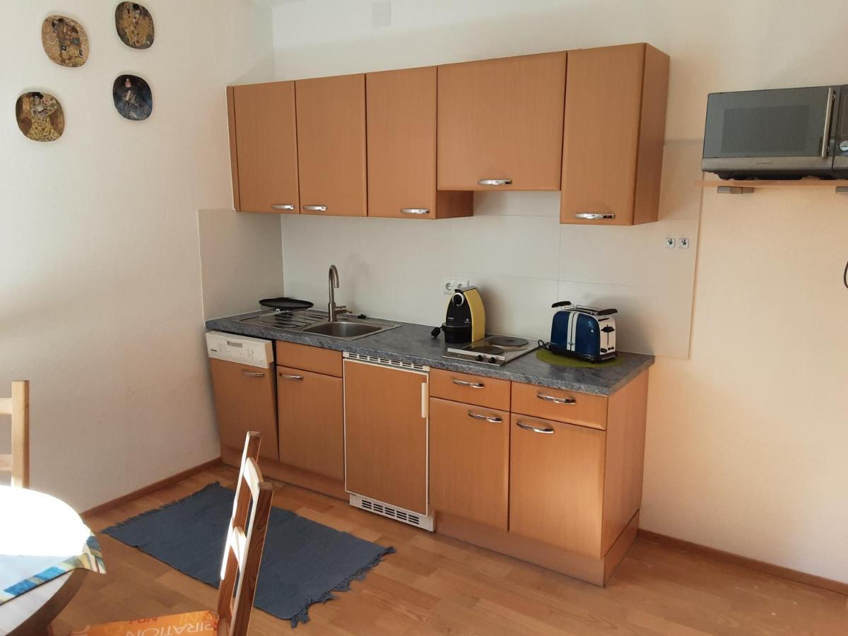Apartment - Ferienwohnung 2 Treffen Am Ossiachersee Luaran gambar